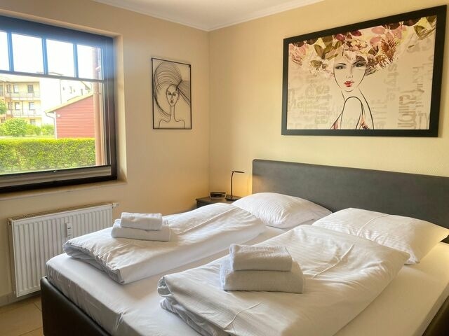 Ferienwohnung in K&uuml;hlungsborn - 9987- Urlaubstr&auml;ume Am Meer, WE 3.4 Strandkorb auf der Terrasse - Bild 7