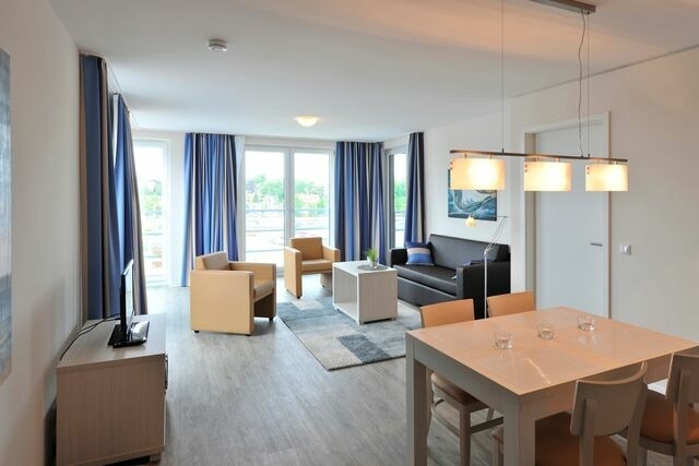 Ferienwohnung in Eckernförde - Apartmenthaus Hafenspitze Ap. 39 "Hafentraum", Blickrichtung Binnenhafen West/Innenstadt - Bild 6