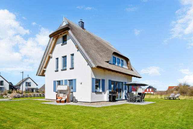 Ferienhaus in Dranske - Rügenzauber Reetdachhaus mit Sauna u. Kamin | Strandnähe | Garten - Bild 2