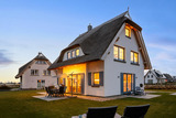 Ferienhaus in Dranske - R&uuml;genzauber Reetdachhaus mit Sauna u. Kamin | Strandn&auml;he | Garten - Bild 15