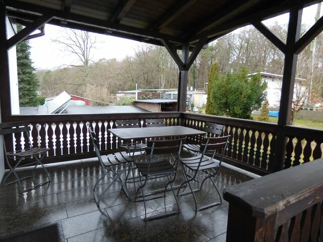 Ferienwohnung in Sellin - Sonnige Ferienwohnung -100qm - im 1. Obergeschoss der Villa Walhall in einem park&auml;hnlichen Garten - Bild 23