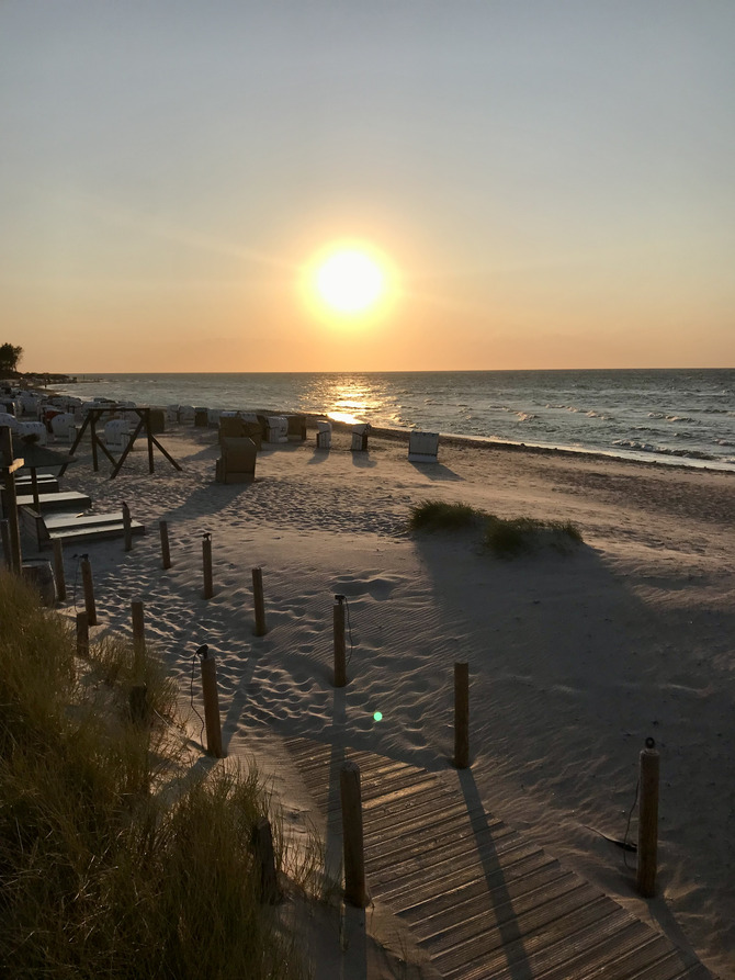 Ferienhaus in Göhl - Ostseetraum - Toller Sonnenuntergang