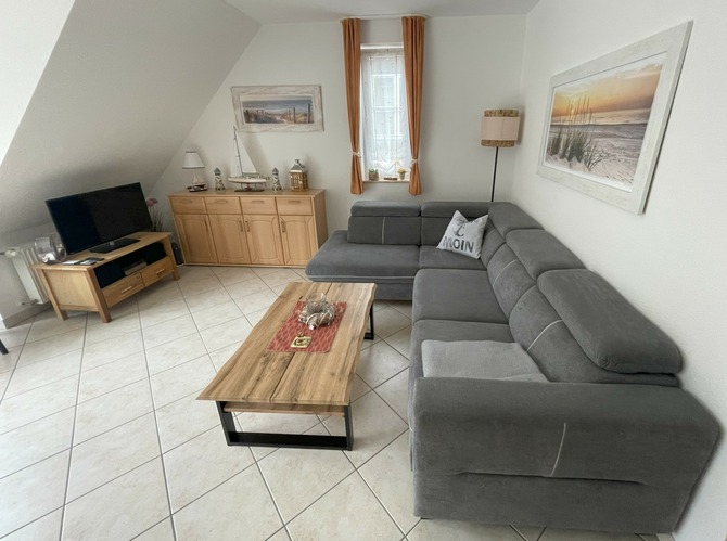 Ferienwohnung in Rostock - Zur gro&szlig;en Strandperle - Wohnbereich