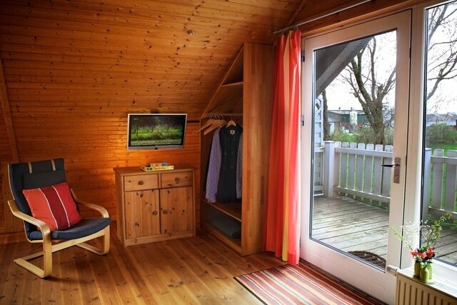 Ferienwohnung in Ulsnis - Blockhaus Ferien - Ferienwohnung Ingvi - Bild 2