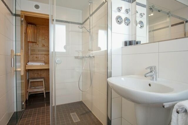 Ferienwohnung in Großenbrode - Haus "Zur Mole", Wohnung 13 "Meerblick" - Bild 14