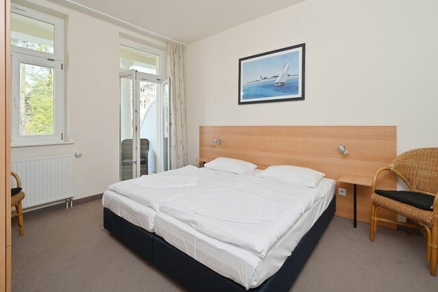 Ferienwohnung in Sellin - Ferienwohnung 5 in Sellin auf R&uuml;gen Villa Celia 6 Pers. WLAN und Sauna 200 m vom Strand entfernt - Bild 6